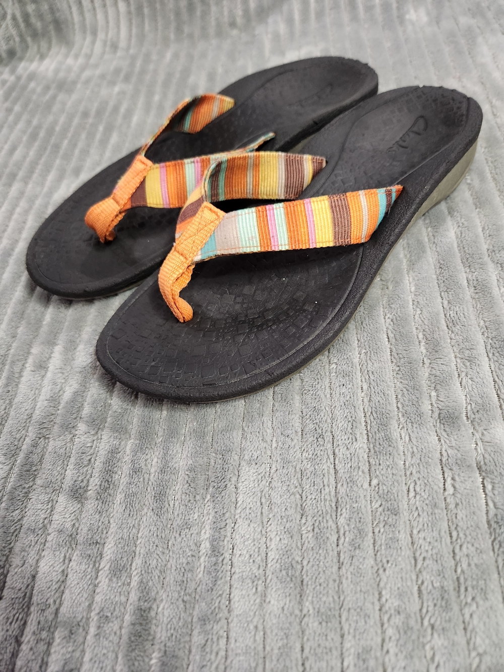 Clarks Womens Size 5M Striped Multicolored Flip Flop Thong Sandals